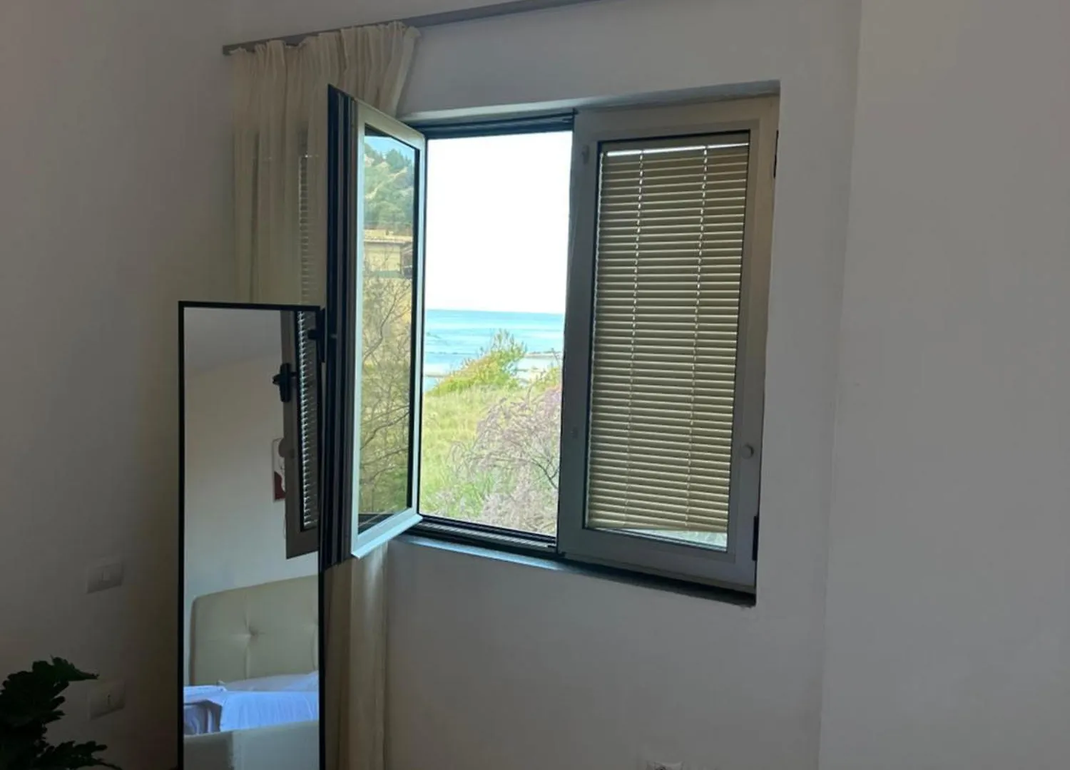 Gafko Apartments Currila Beach Durres 0*,